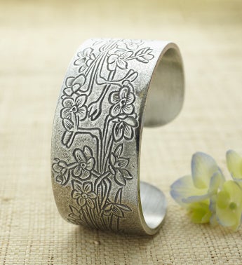 Flower of the Month Bracelet-December